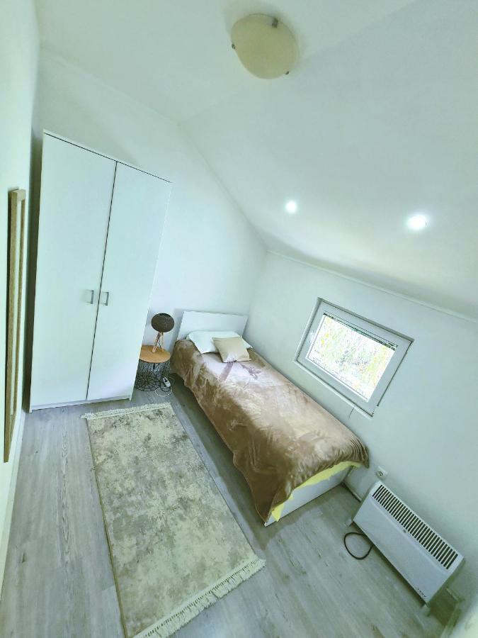 Forest Apartment Niksic Exterior photo