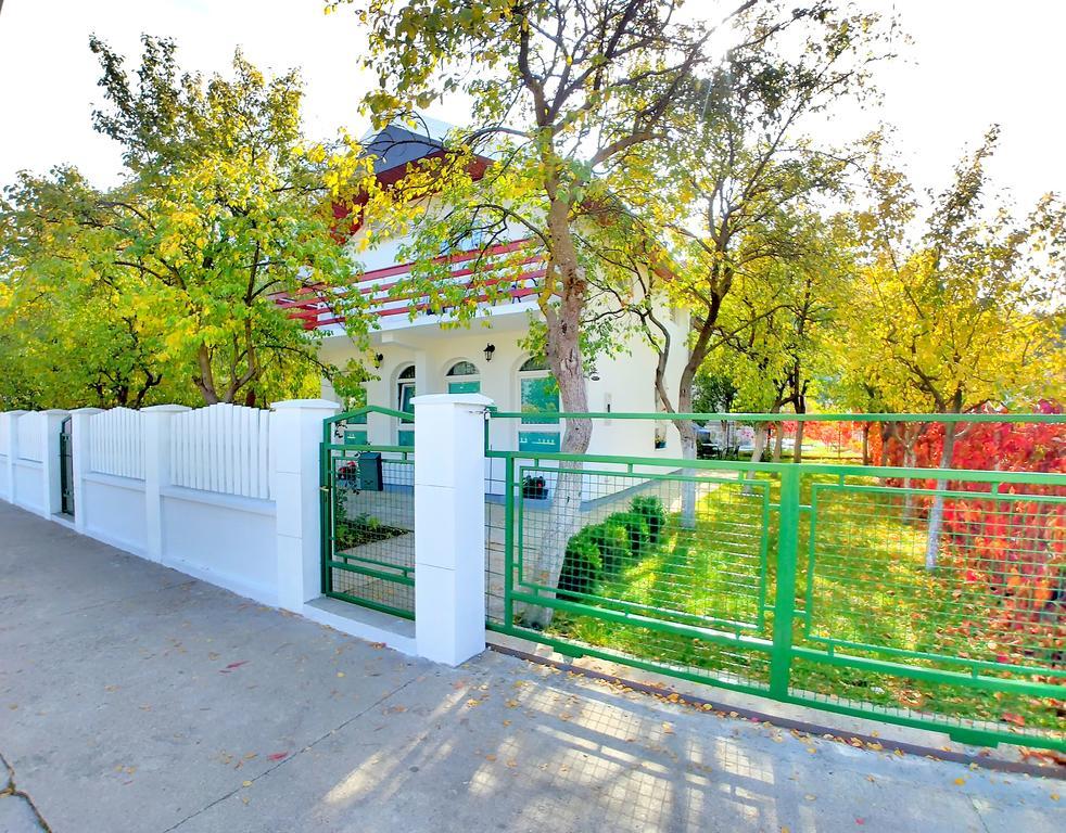 Forest Apartment Niksic Exterior photo